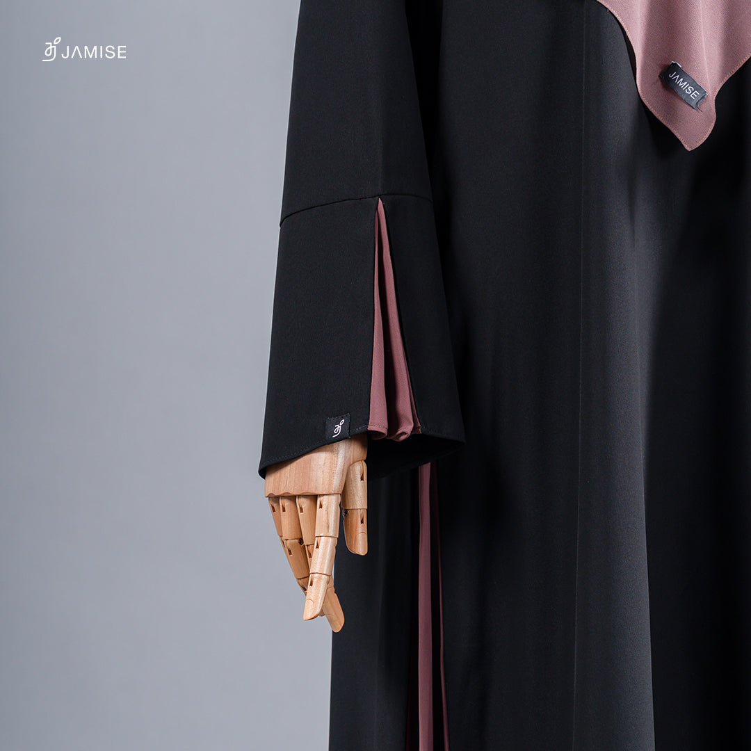 Sana Abaya
