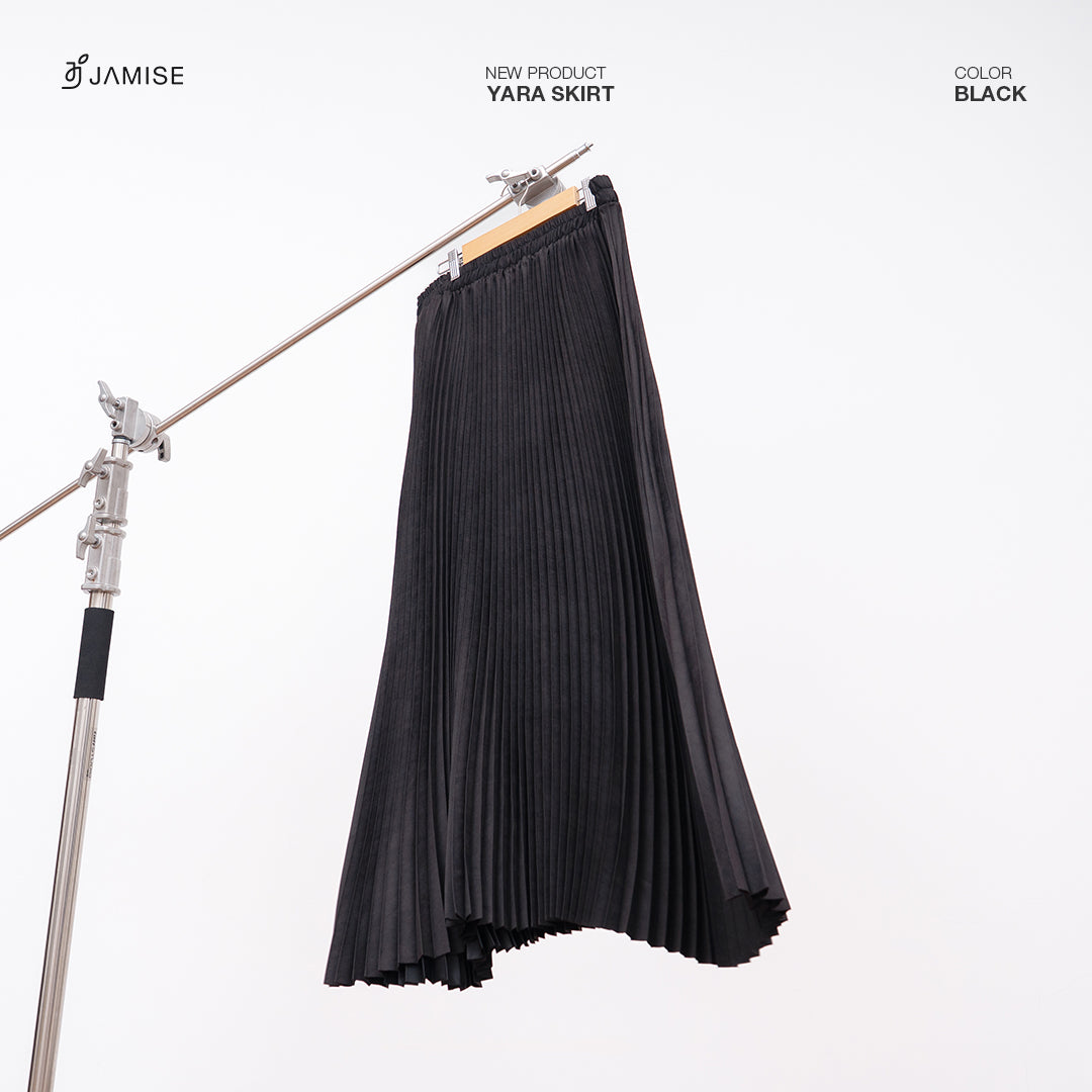 Yara Pleated Skirt