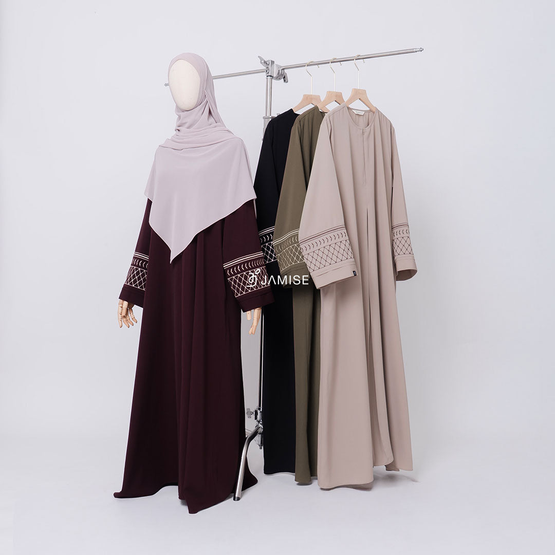 Aqsa Abaya