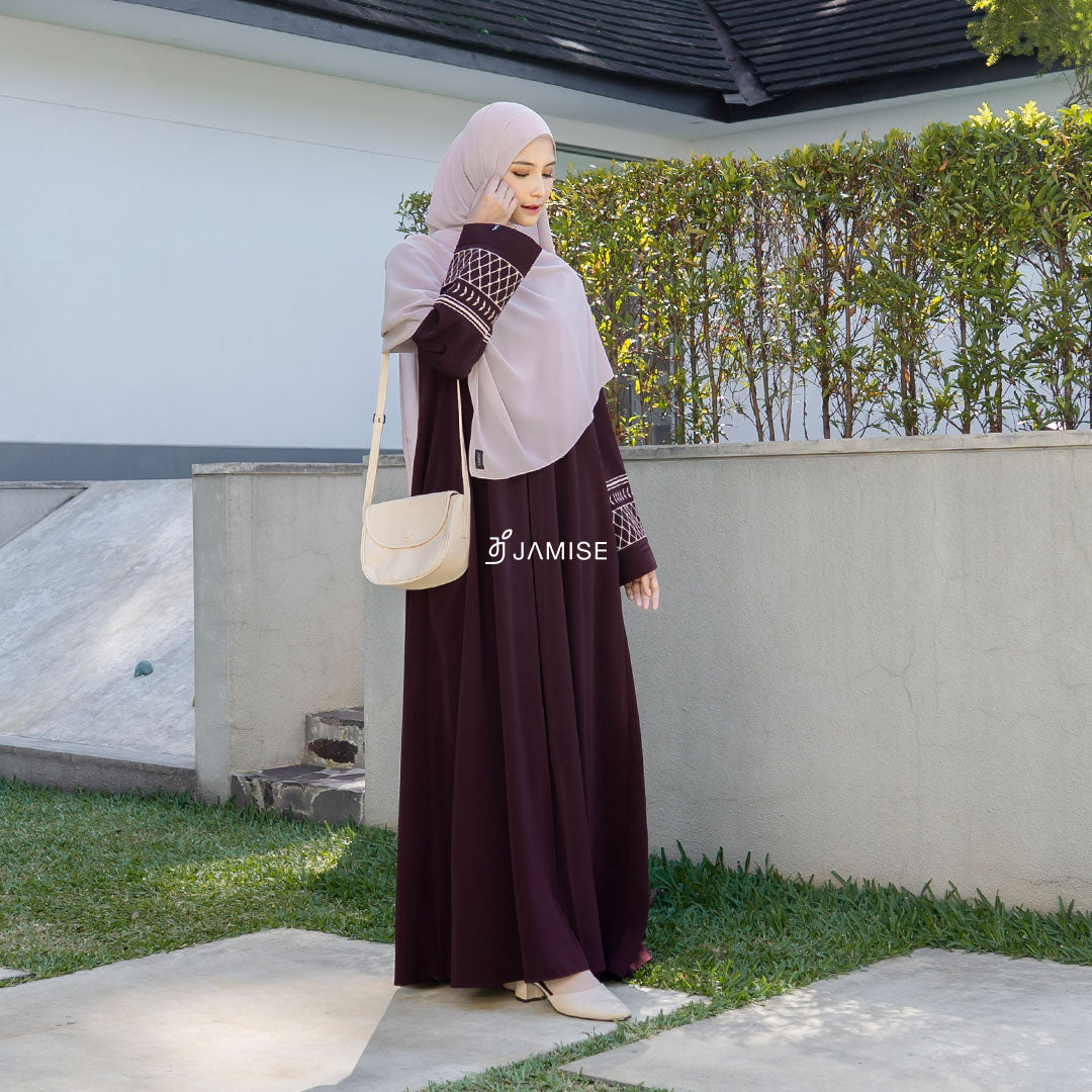Aqsa Abaya