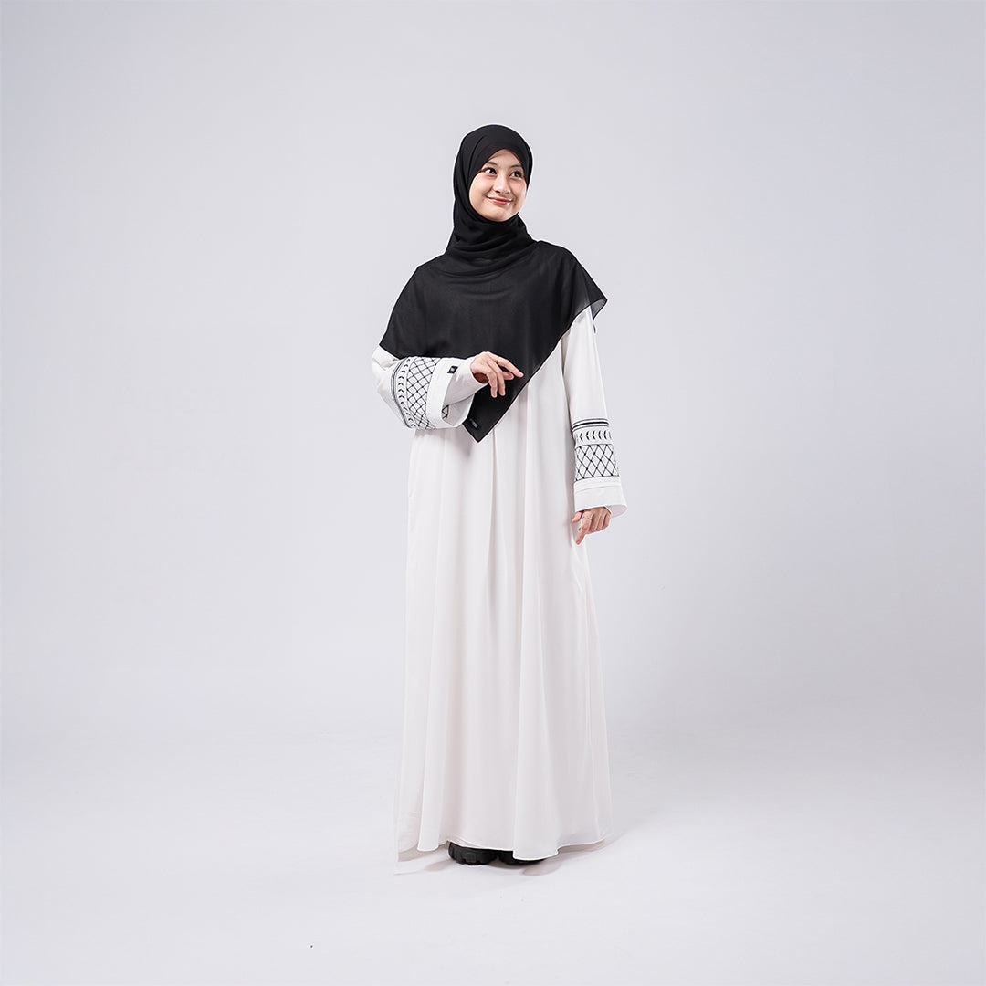 Aqsa Abaya